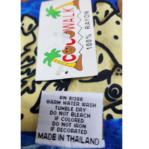 Cocowalk NWT Beach Blanket/Sarong with Angelfish Measures 44x66 Blue /Tan/Black - Picture 6 of 7